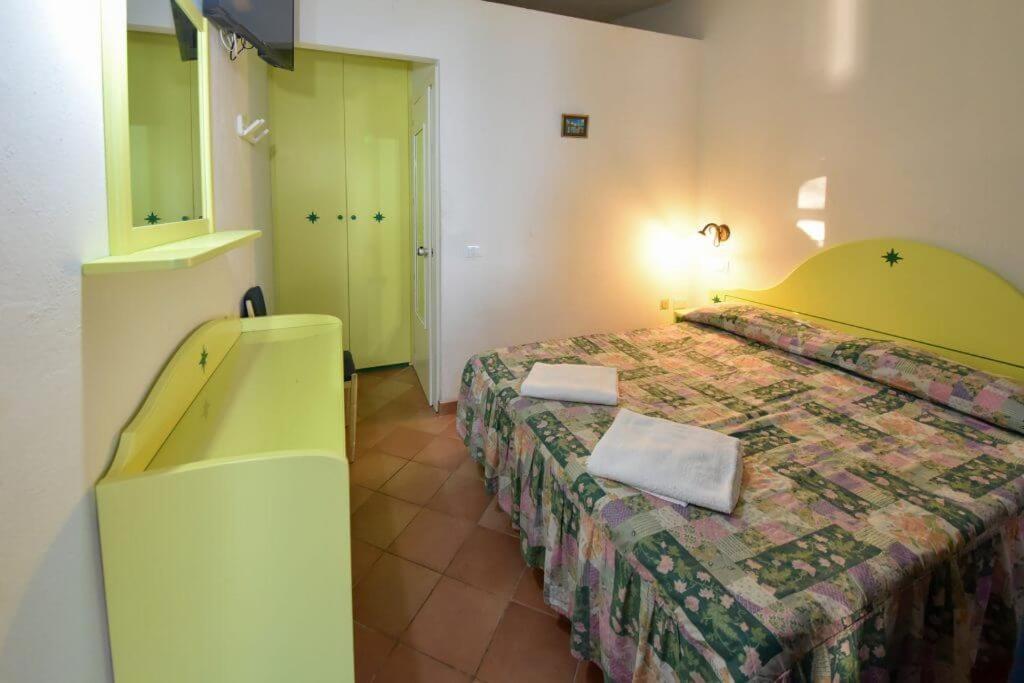 Hotel Club Torre Capovento Sperlonga Exterior photo