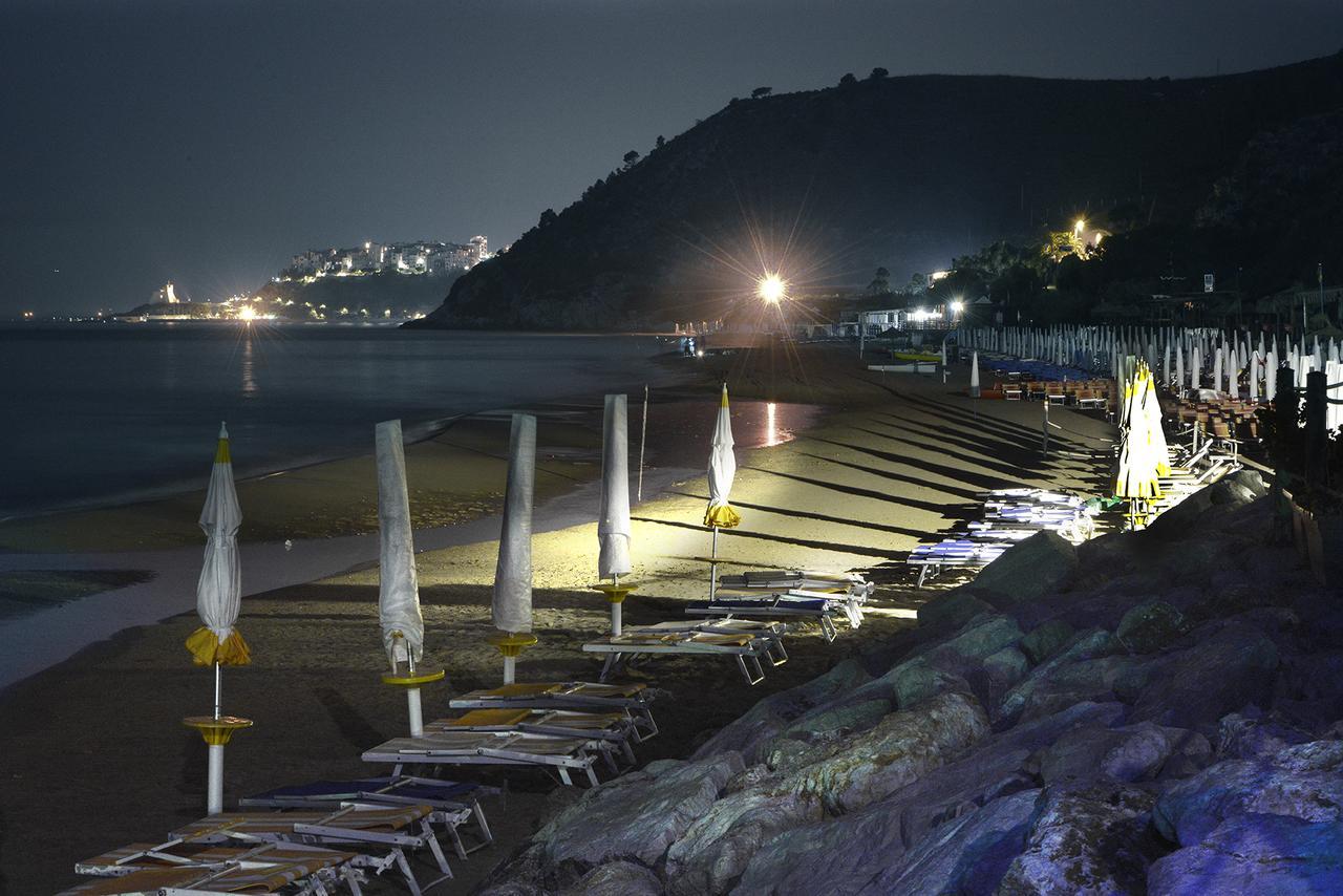 Hotel Club Torre Capovento Sperlonga Exterior photo